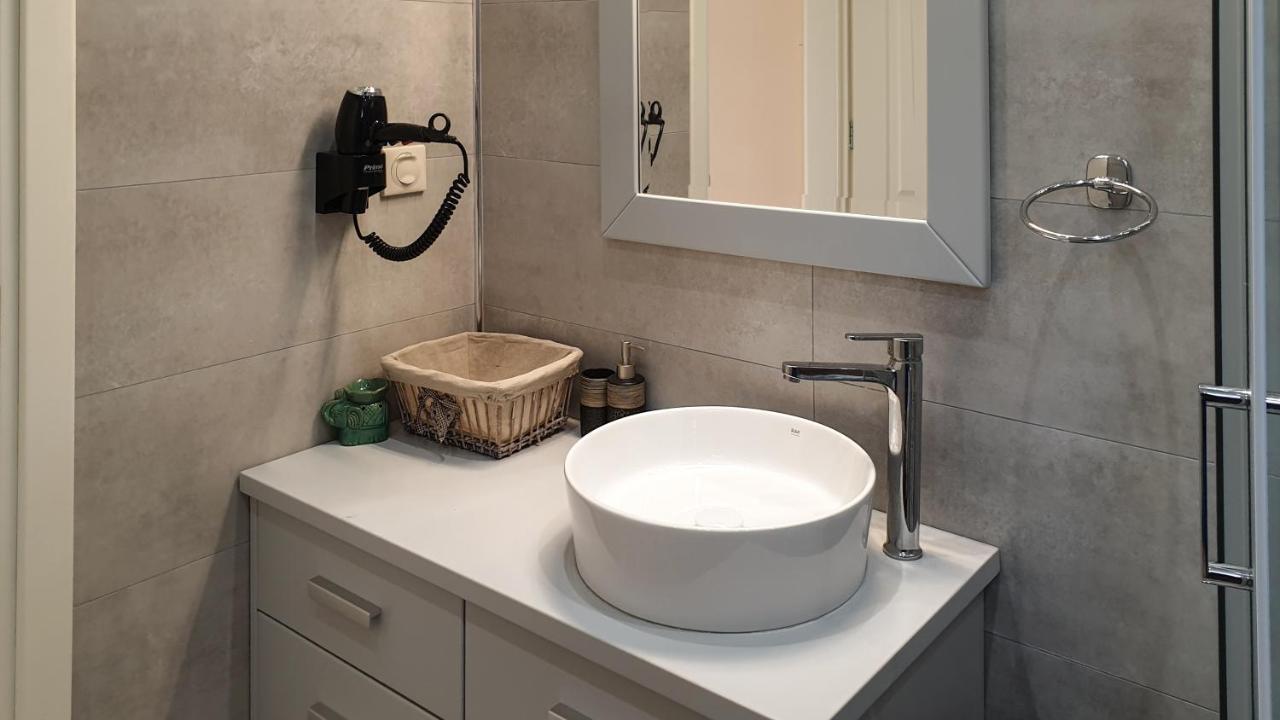 Helen Apartments & Studios Άγιος Στέφανος Εξωτερικό φωτογραφία