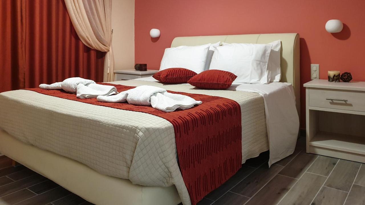 Helen Apartments & Studios Άγιος Στέφανος Εξωτερικό φωτογραφία